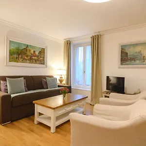 Le Regal Elysees , Paris France
